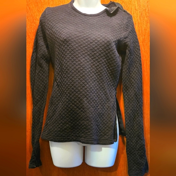 Michael Kors Tops - Michael Kors black quilted zipper long sleeve HOT Topic szL/Sm/M